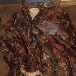 Read head camp pull over